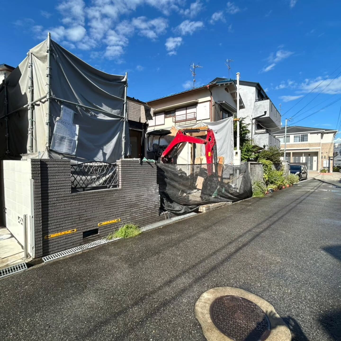鶴見区での解体作業が順調に進行中です